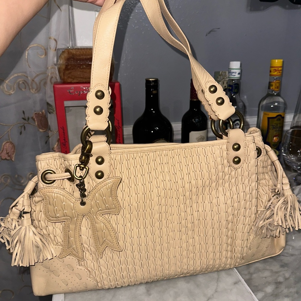 Isabella fiore Elegant Cream Handbag with Bow Detail